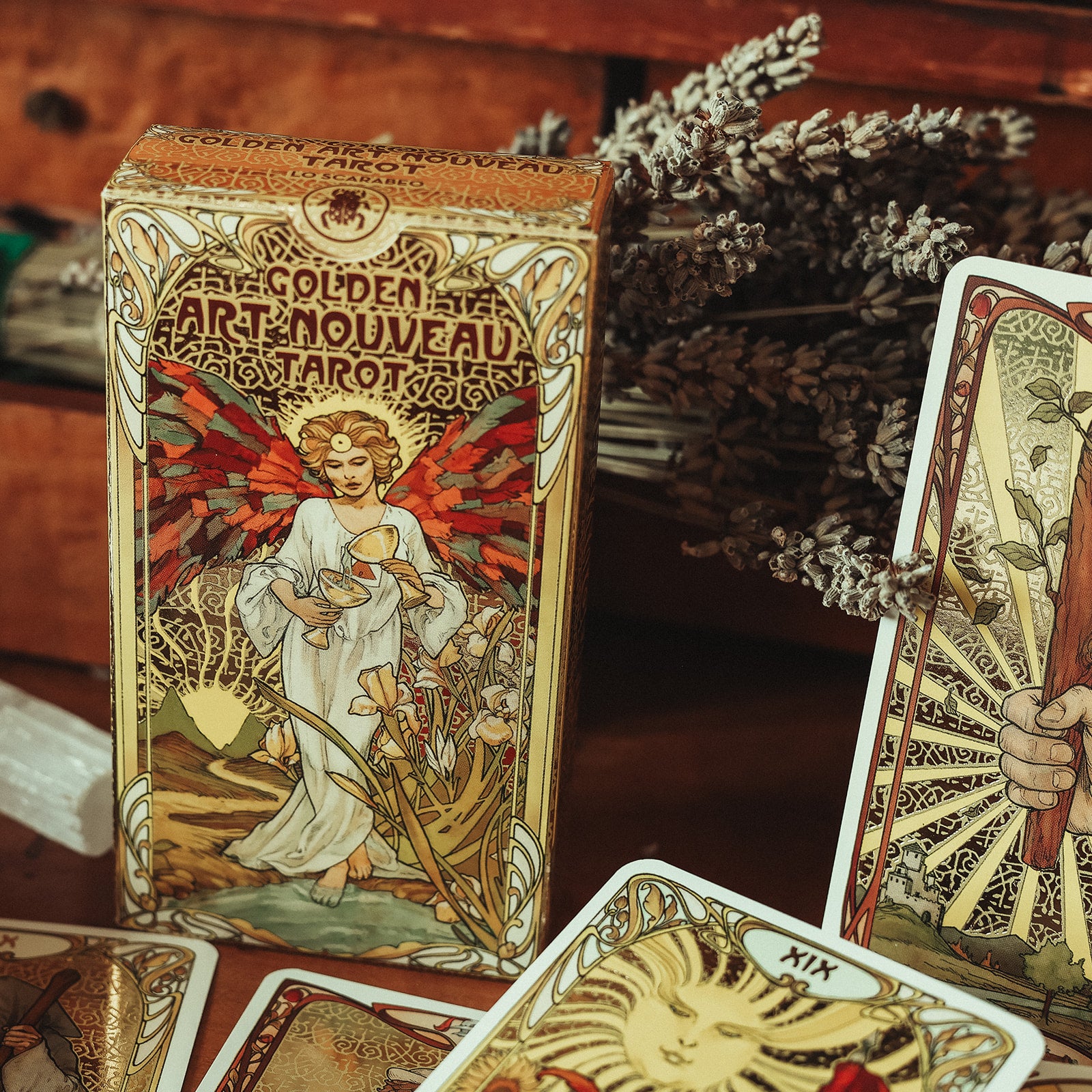 Golden Art Nouveau Tarot