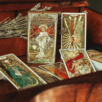 Golden Art Nouveau Tarot