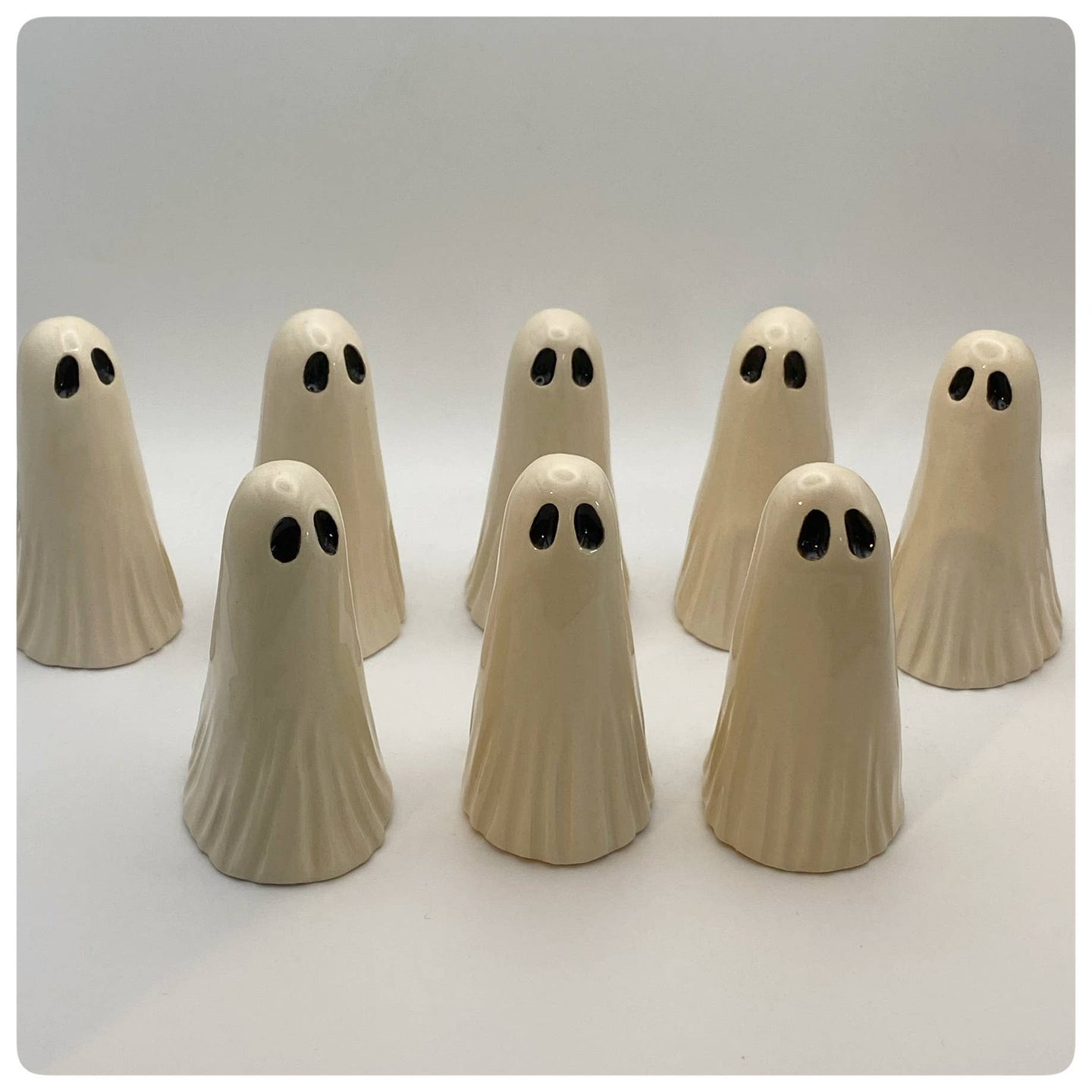 The Spookarium, Handmade Ceramic Ghosts original White 7cm